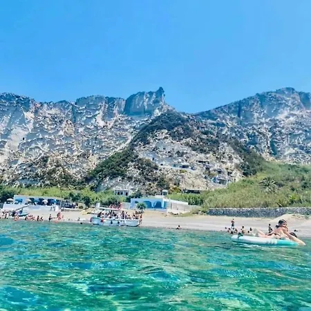 Gabriella Hébergement de vacances *